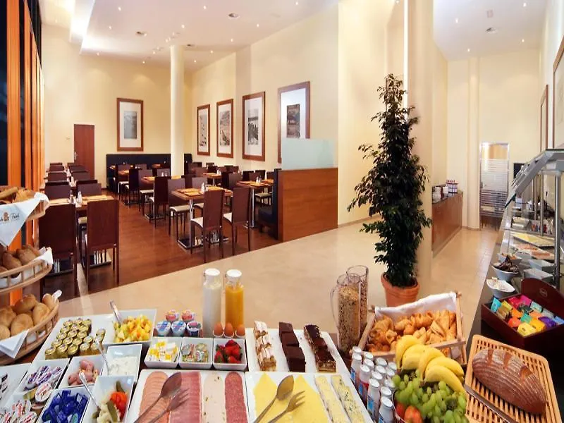 Messe & Airport Hotel シュトゥットガルト