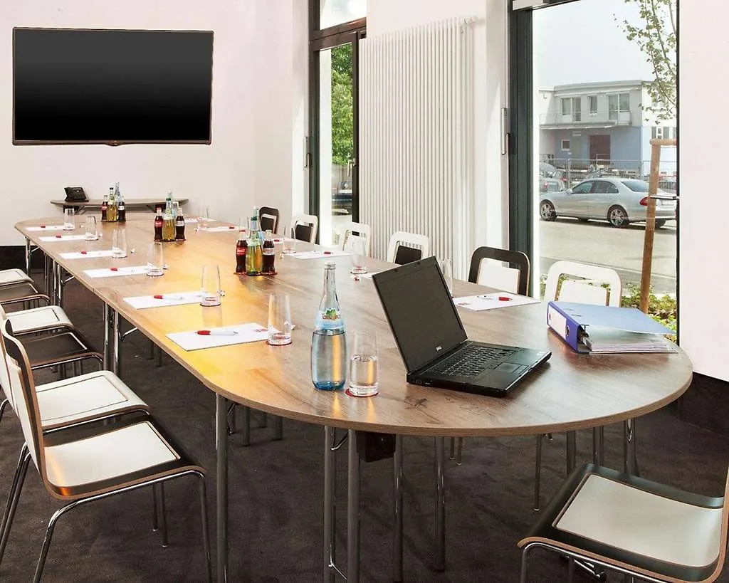 Messe & Airport Hotel شتوتغارت